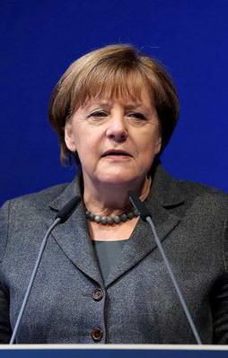 Merkel: "Türkiye'nin yanındayız"