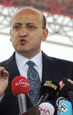 "Terör örgütlerine silah, bize taziye..."