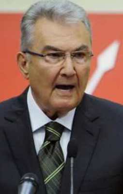 Deniz Baykal'ın ihracı istendi