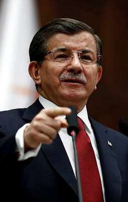 Davutoğlu'ndan çarpıcı mesajlar