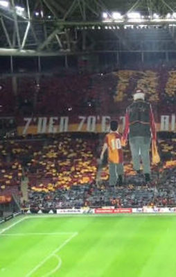 TT Arena'da müthiş koreografi