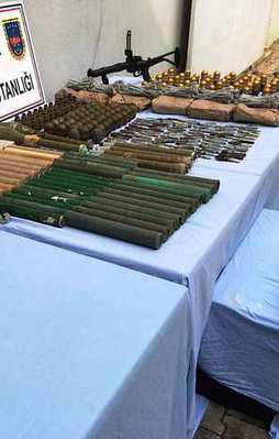 PYD'den PKK'ya giden silahlar ele geçirildi
