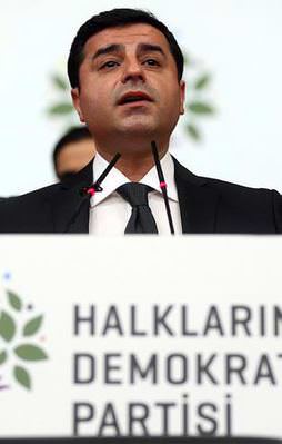 Demirtaş o teröriste sahip çıktı