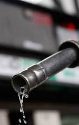 Benzinde 6 kuruşluk indirim