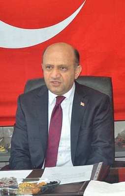 Ağızlarda demokrasi eylemde terör