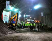 Türkiye’nin en uzun YHT tüneli açıldı