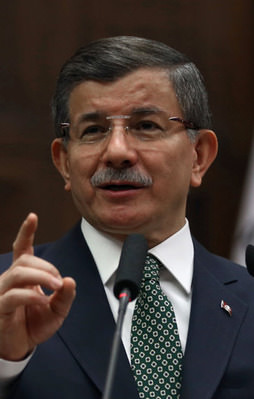 Davutoğlu: Borsa İstanbul için tarihi bir hamle