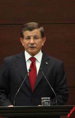 Davutoğlu'ndan kritik görüşmeler