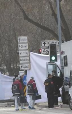 Başkent'te teröristlerin ilk hedefi...