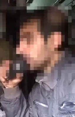 Teslim olan teröristler polis aracından anons yaptı