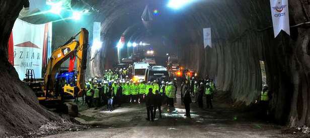 Türkiye’nin en uzun YHT tüneli açıldı