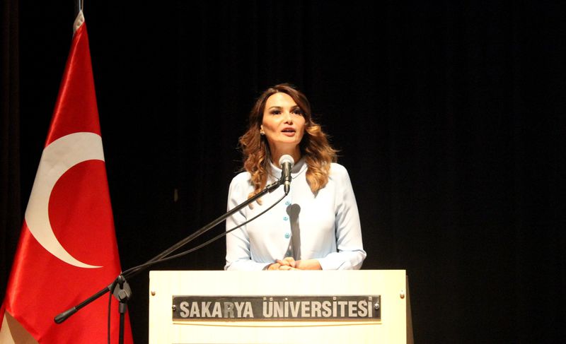 Azeri vekilden çok önemli iddia