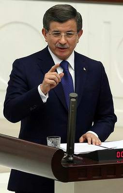 Davutoğlu'ndan muhalefete tokat gibi yanıt