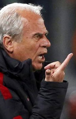 Mustafa Denizli istifa etti!