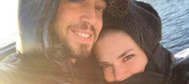 Aslı Enver Murat Boz'un evine taşındı-1