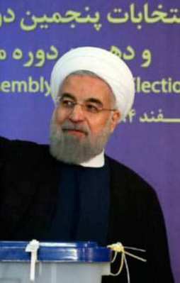 Reformcular Şahinler'i yıktı