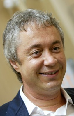 Metin Uca'dan İslam'a ve Müslümanlara hakaret