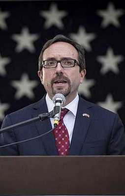 Nerde terör örgütü var John Bass orada!