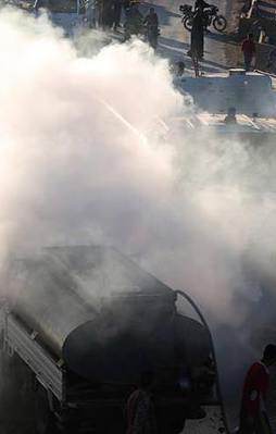 Esed yine ölüm yağdırdı: 15 ölü 40 yaralı