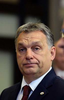 Orban: Mültecileri alırsam beni direğe assınlar