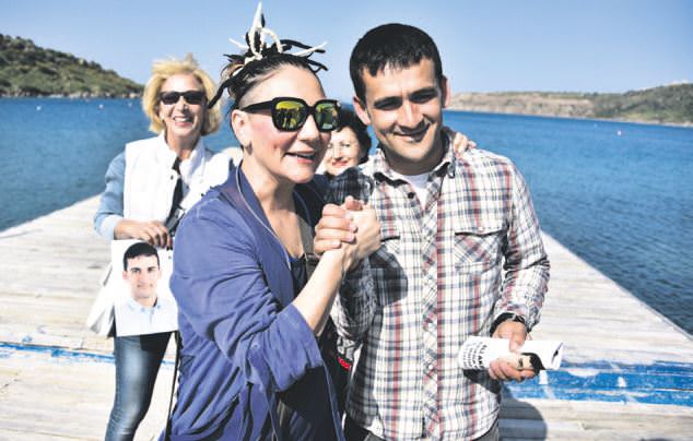 Muhtar azası Özlem Tekin