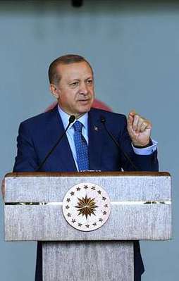 Eşinin yaktığı kadına Cumhurbaşkanı sahip çıktı