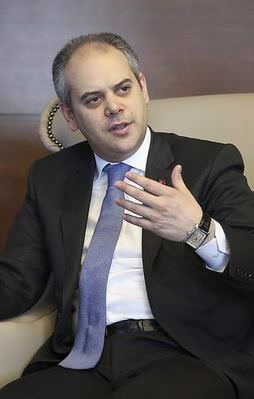 Bakan Kılıç'tan milli güreşçilere tebrik