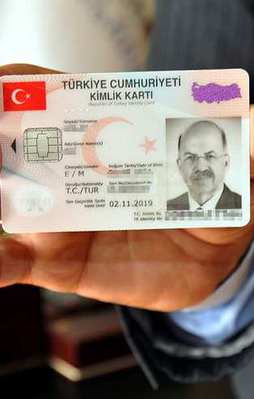 Yeni kimlikler ilk Kırıkkale'de dağıtılacak