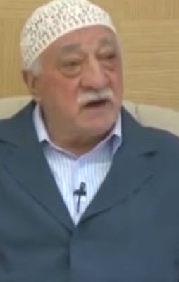 Gülen'den seçmene ağır hakaretler