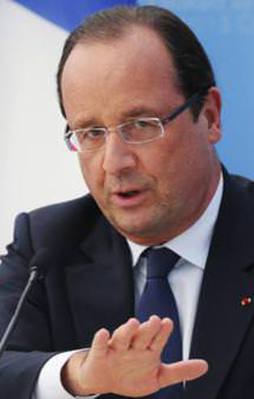 Hollande: Türkiye’ye taviz verilmemeli!