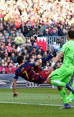 Arda Turan'dan rövaşata