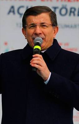 Sağlıkçıya zam ve erken emeklilik