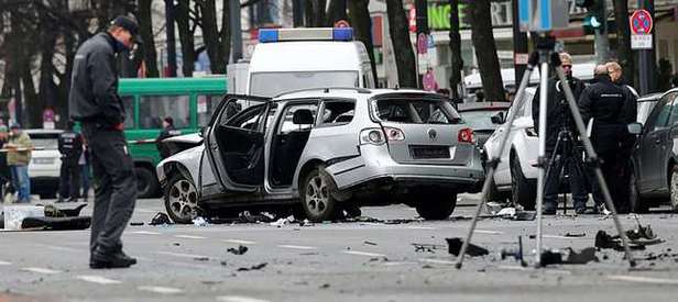 Berlin’de bomba yüklü araç patladı