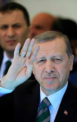 "2002 yılında dilenen bir Türkiye vardı"