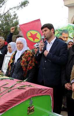 HDP'li vekiller: Teröristlerle gurur duyuyoruz