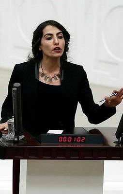 HDP'li Hezer'in fezlekesi Başbakanlıkta