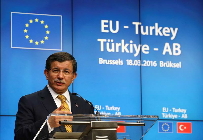 Davutoğlu: Bugün tarihi bir gün