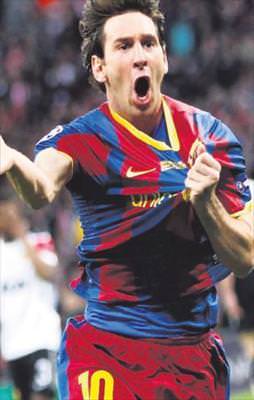 Messi attı kol kırıldı