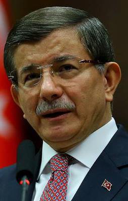 Davutoğlu yeni anayasa için tarih verdi