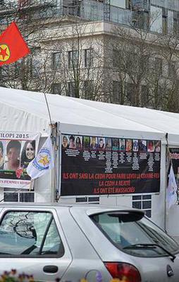 Brüksel'deki terör örgütü çadırı kaldırıldı