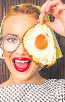 Portakal-yumurta özgüven dorukta