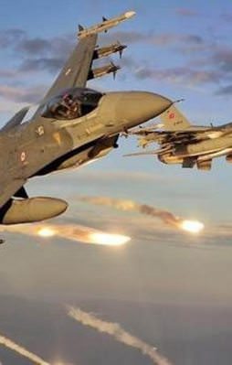 Türk jetleri bombaladı