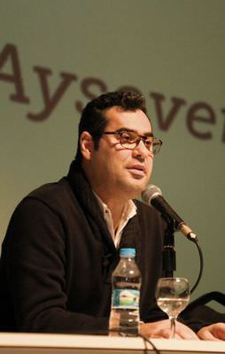 Aysever ve avanesi yine dini hedef aldı