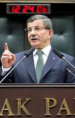 Davutoğlu'ndan CHP ve HDP'ye sert sözler