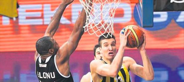 Dev derbide Fenerbahçe'den Kartal'a farklı tarife