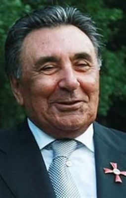 Doğan'ın maskesi düştü