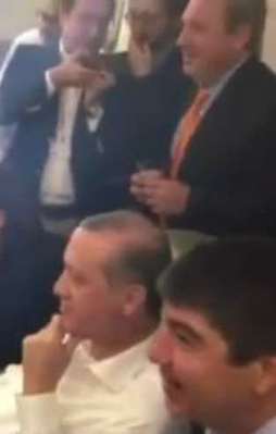 Cumhurbaşkanı Erdoğan, Hakan Çalhanoğlu'nun golüne böyle sevindi