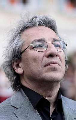 Dündar'dan PKK muhabirine destek