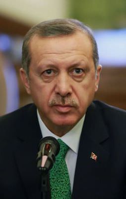 Hükümetten Twitter'a "#WeLoveErdogan" tepkisi