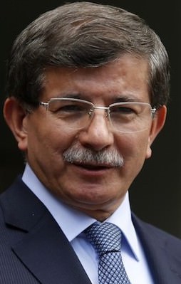 Davutoğlu'ndan duygulandıran paylaşım
